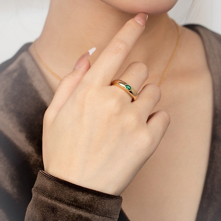 Advanced Retro Style Ring